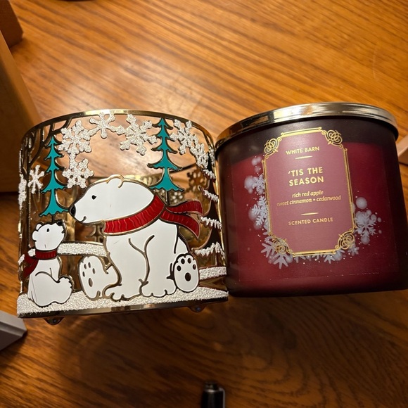 New White Barn 3 Wick Candle and Holder - Picture 1 of 9